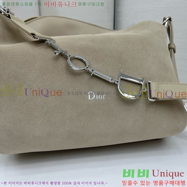 # ʼ ش JONATHAN ANDERSON ȣ M856324-3