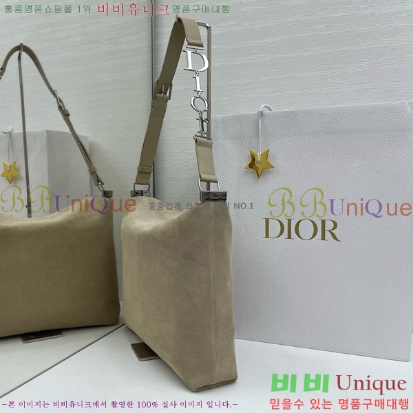 # ʼ ش JONATHAN ANDERSON ȣ M856325-3