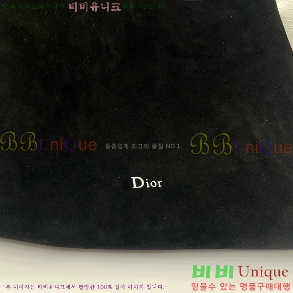 # ʼ ش JONATHAN ANDERSON ȣ M856325-1