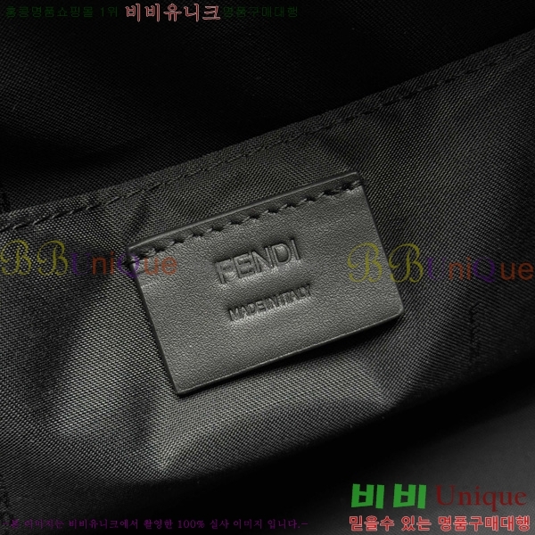 # ̵  ΰ     7VA672-101