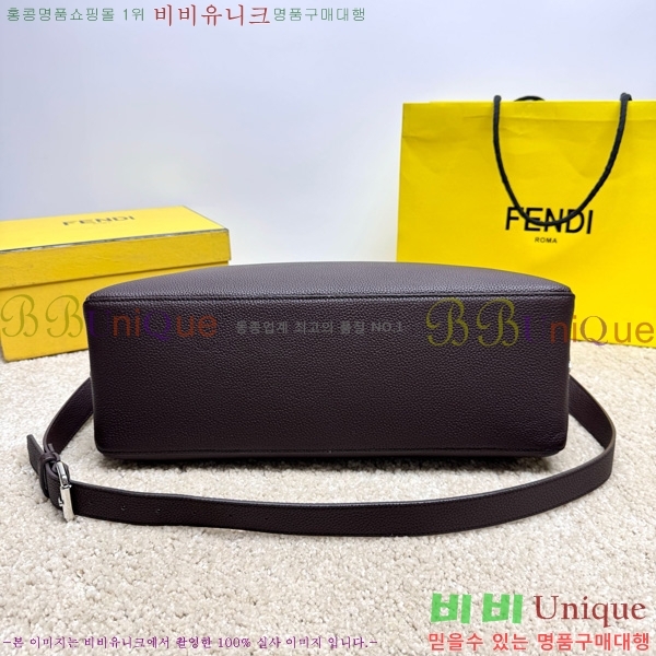 #  ΰ     7VA667-101