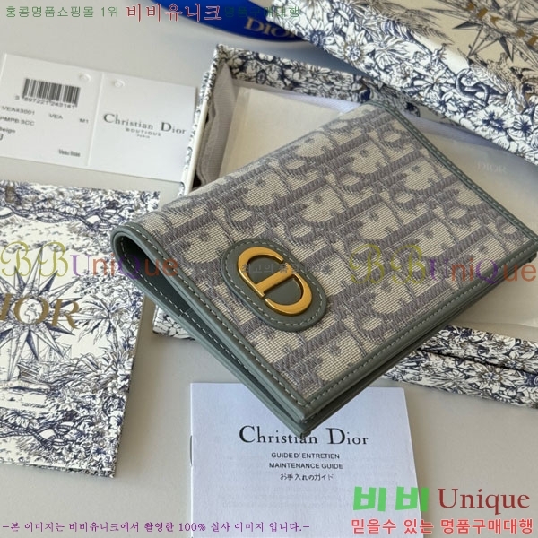 # 30 Montaigne  ̽ S2353-404