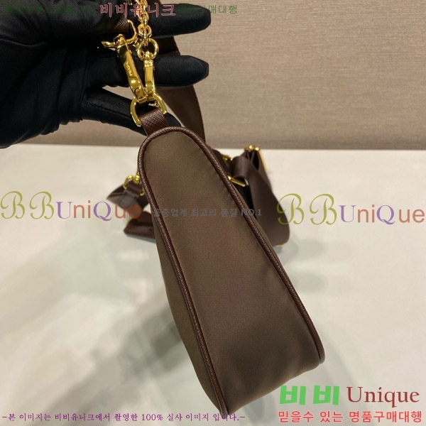 # NEW  2005 Ϸ  1BH204-435