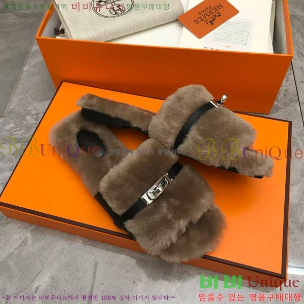 ޽   þ  W861000-1