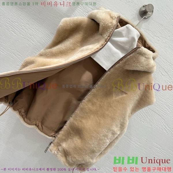    þ    PAD23402-11