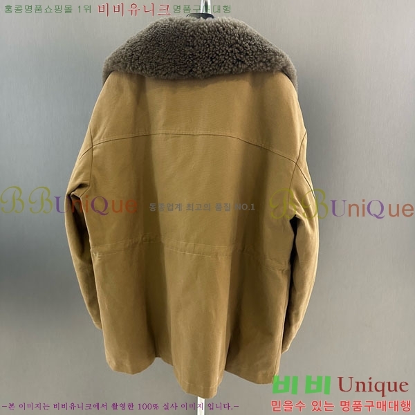  ** ٿ е MAX324301-4