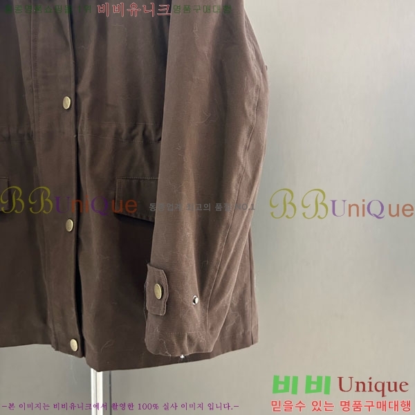  ** ٿ е MAX324301-5