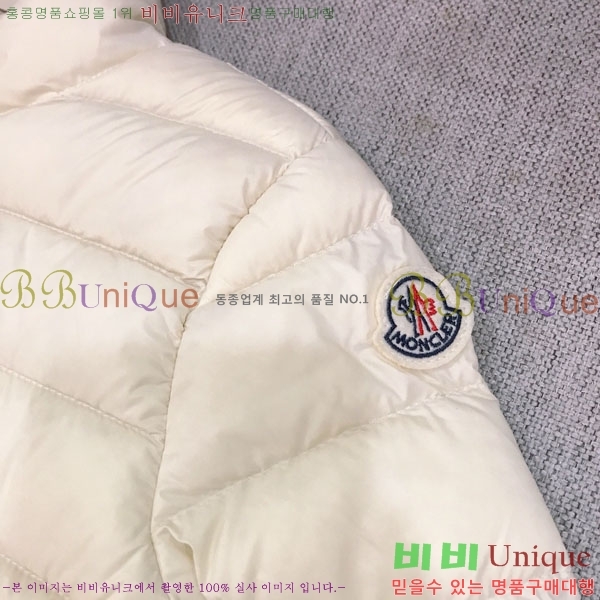 Ű ** е  MO364635-4