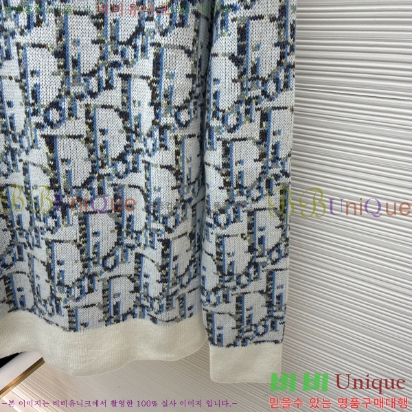  * ũ ũ  22DR2511192-1