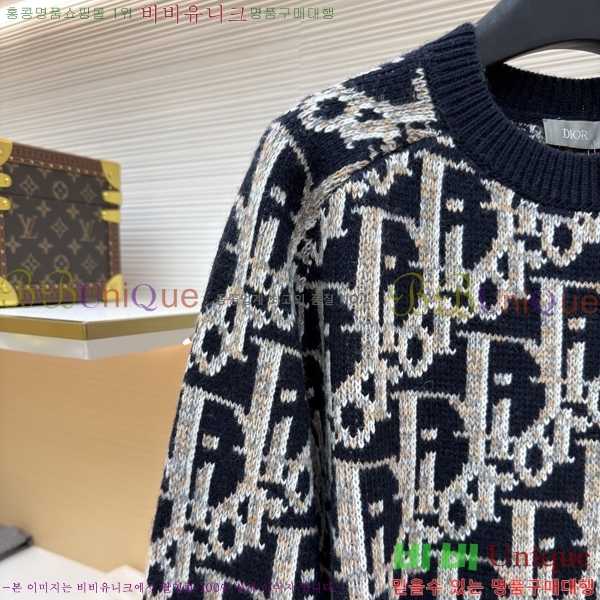  * ũ ũ  22DR2511192-3