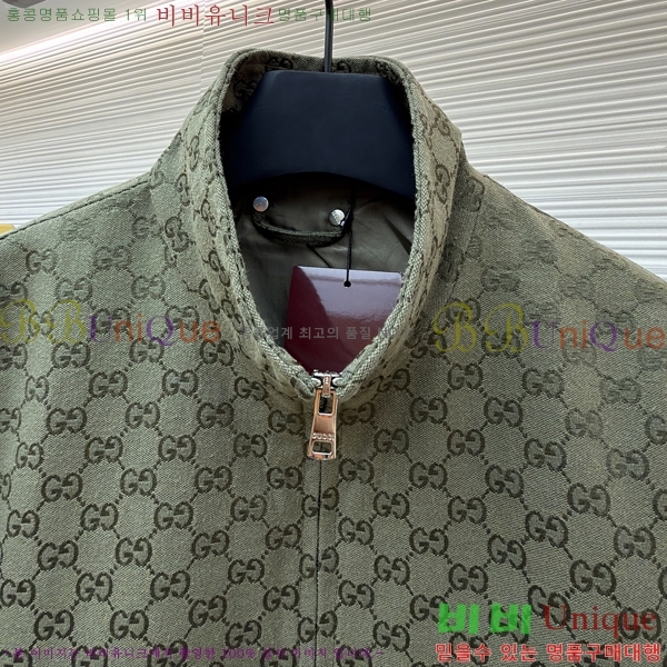  * Ŭ  31GU216815805-1