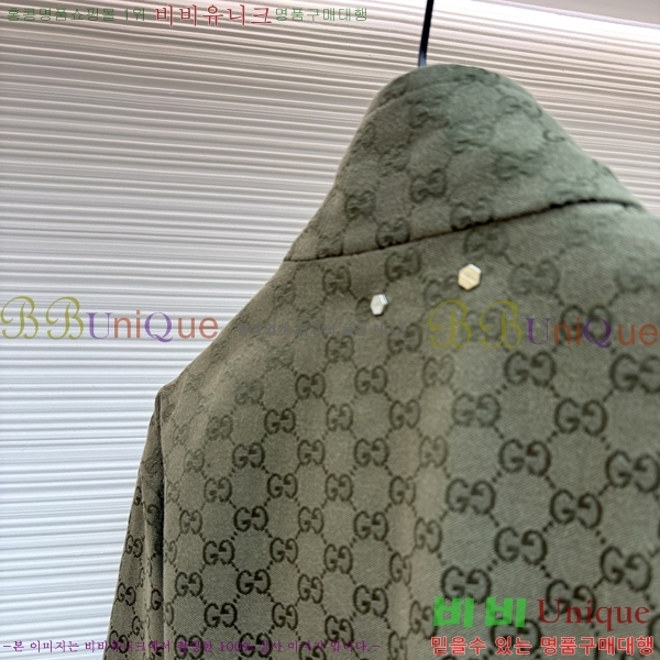  * Ŭ  31GU216815805-1