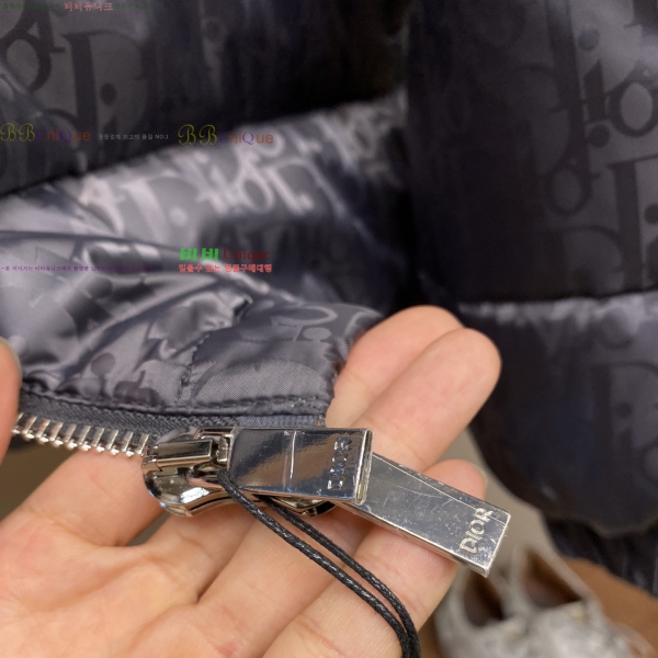  * ٿ Ʈ е 61DR2511125-5