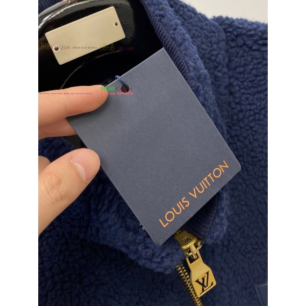  * þ   31LV2511261-1