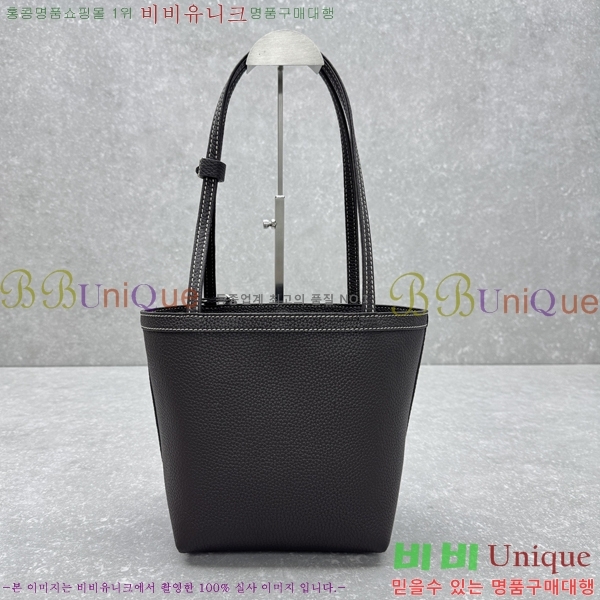 # ο 𝐏𝐚𝐫𝐤 𝐭𝐨𝐭𝐞 ũ Ʈ 1851-1