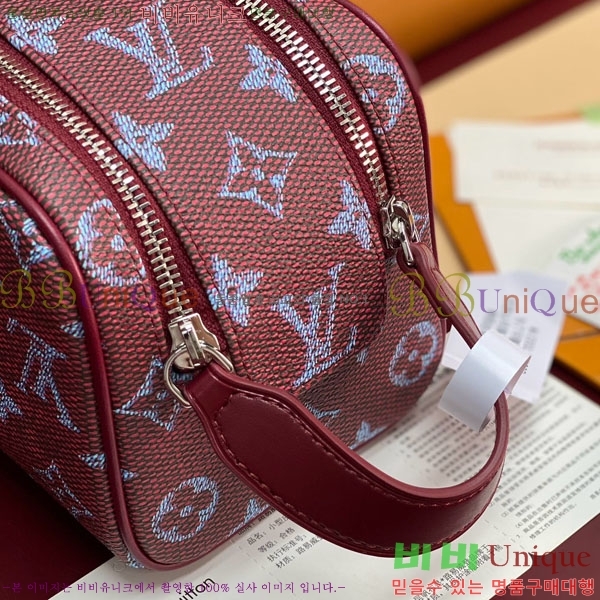 #̺ ̴  ŰƮ Ŭġ M27158-102