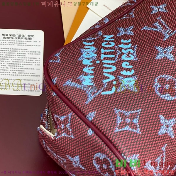 #̺ ̴  ŰƮ Ŭġ M27158-102