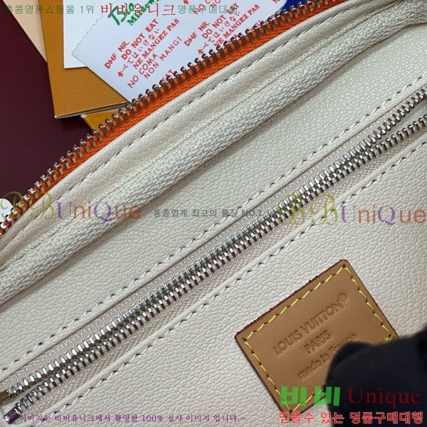 #̺ ̴  ŰƮ Ŭġ M27158-103